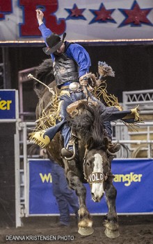 Layton Green; Vold's Easy to Love; Canadian Finals Rodeo