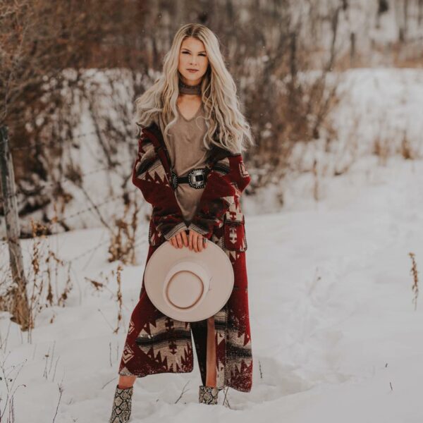 Woman of the West  Canadian Cowboy Country Magazine